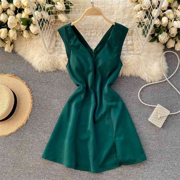 korean spring and summer fashion women v-neck sleeveless slim sweet mini a-line dress solid color vestidos r659 210527, Black;gray
korean spring and summer fashion women v-neck sleeveless slim sweet mini a-line dress solid color vestidos r659 210527, Black;gray