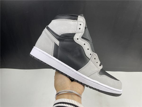 with box men women 1s basketball shoes 1 high og shadow 2.0 designer luxury trainer athletic sports sneakers
with box men women 1s basketball shoes 1 high og shadow 2.0 designer luxury trainer athletic sports sneakers