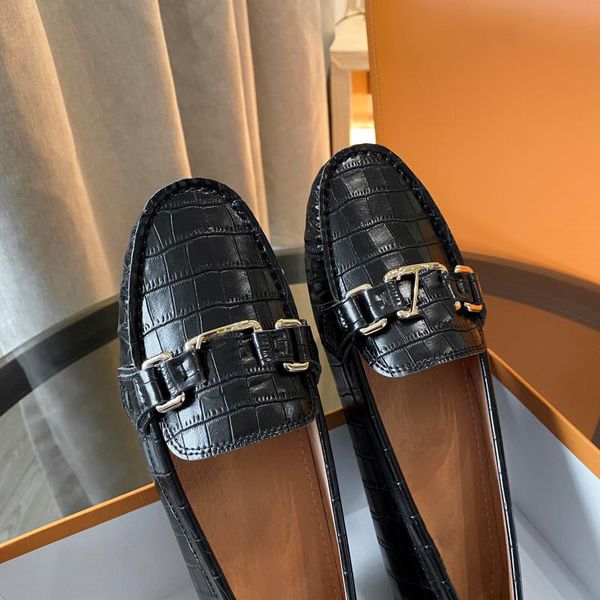 with box fashion peas shoes leather casual breathable genuine women metal snap wedding classic womens eur 35-41 e8p8#, Black
with box fashion peas shoes leather casual breathable genuine women metal snap wedding classic womens eur 35-41 e8p8#, Black