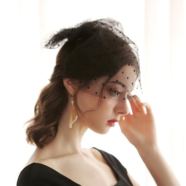 bridal veils 2021 french retro short bride wedding veil headdress fairy forest style black bow face net mask dinner party with comb
bridal veils 2021 french retro short bride wedding veil headdress fairy forest style black bow face net mask dinner party with comb