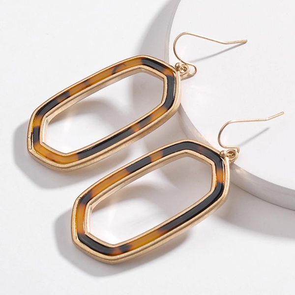alloy geometric hollow-out ellipse leopard pattern acrylic acetate plate female eardrop dangle & chandelier, Silver
alloy geometric hollow-out ellipse leopard pattern acrylic acetate plate female eardrop dangle & chandelier, Silver