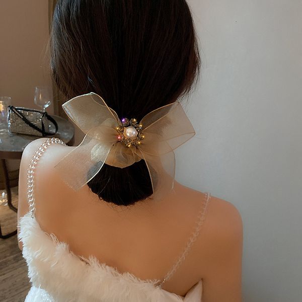 diamond inlaid pearl sunflower gauze bow ornament fashion personality ponytail headdress simple temperament hair rope girl, Pink
diamond inlaid pearl sunflower gauze bow ornament fashion personality ponytail headdress simple temperament hair rope girl, Pink
