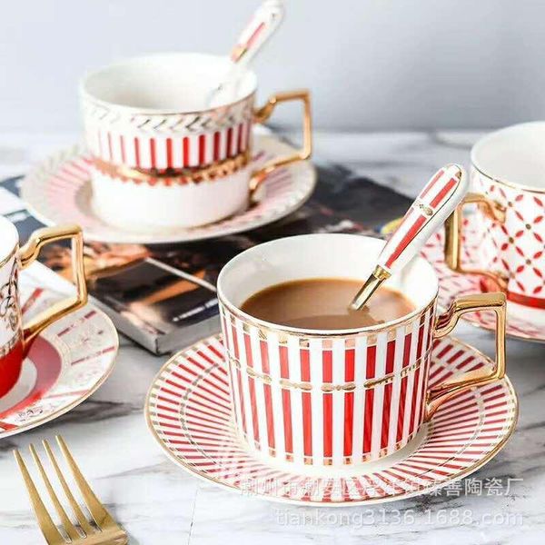 mugs european style gold ceramic coffee cup and saucer high-end gift set simple afternoon flower tea with spoon
mugs european style gold ceramic coffee cup and saucer high-end gift set simple afternoon flower tea with spoon