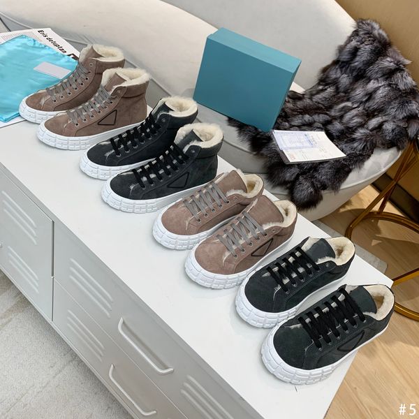 2021 new autumn and winter ladies suede lace-up casual shoes ankle boots size 35-42, Black
2021 new autumn and winter ladies suede lace-up casual shoes ankle boots size 35-42, Black
