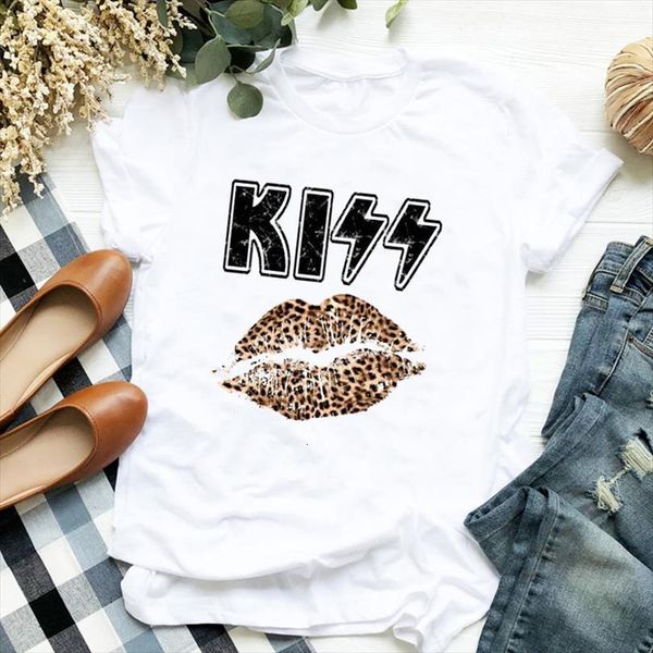 and women lady kiss mens leopard lip printed ladies short sleeve tee female clothes graphic, White;black
and women lady kiss mens leopard lip printed ladies short sleeve tee female clothes graphic, White;black
