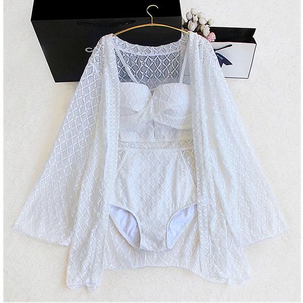 one-piece women deep v together long sleeve blouse two-piece lace swimsuit can be worn outside female vintage backles suits
one-piece women deep v together long sleeve blouse two-piece lace swimsuit can be worn outside female vintage backles suits