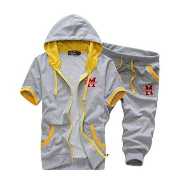 men's tracksuits 2021 summer fashion fit sporting suit men masculino tracksuit set short sleeve casaul slim (asian size), Gray
men's tracksuits 2021 summer fashion fit sporting suit men masculino tracksuit set short sleeve casaul slim (asian size), Gray