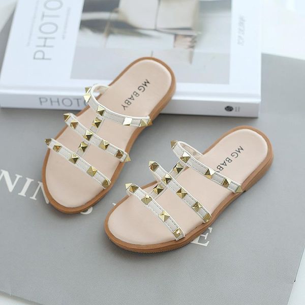 slipper summer rivet children sandals and slippers casual flat-bottomed outer wear girls flip-flops simple kids princess, Black;grey
slipper summer rivet children sandals and slippers casual flat-bottomed outer wear girls flip-flops simple kids princess, Black;grey