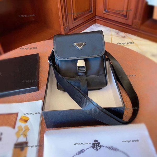 women's men tote nylon crossbody bags fashion shopping wallet camera cases card pockets leather small handbag luxury designer 10
women's men tote nylon crossbody bags fashion shopping wallet camera cases card pockets leather small handbag luxury designer 10