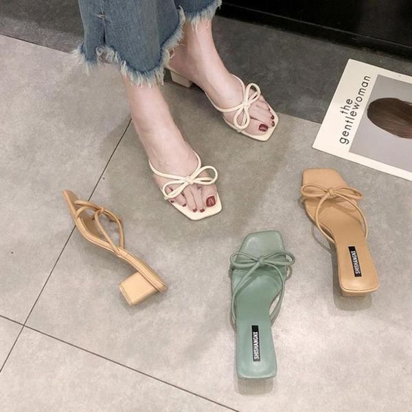 women slippers 2021 bowknot summer tide shoes sandals with thick heel thin belt roman skirt temperament, Black
women slippers 2021 bowknot summer tide shoes sandals with thick heel thin belt roman skirt temperament, Black
