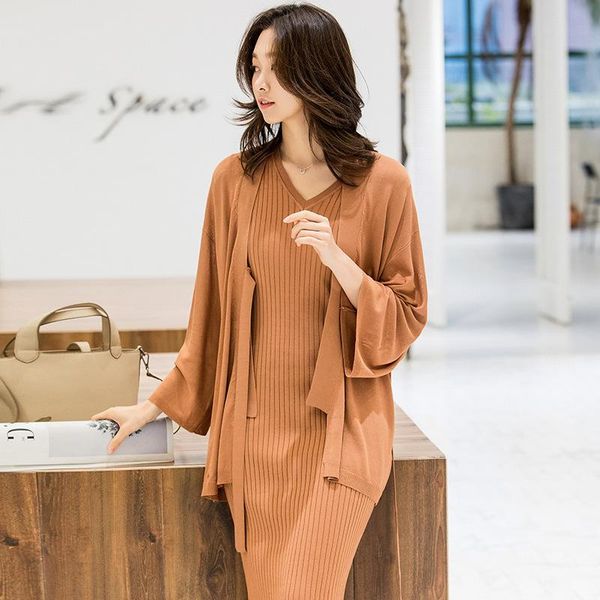 women's sweaters 2021 spring fashion cardigan coat loose temperament irregular sashes personality all-match knitted women c260, White;black
women's sweaters 2021 spring fashion cardigan coat loose temperament irregular sashes personality all-match knitted women c260, White;black