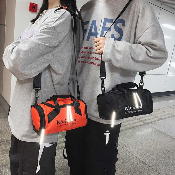 trend personalized reflective msenger men's and women's fashion sports shoulder bag, Blue;pink
trend personalized reflective msenger men's and women's fashion sports shoulder bag, Blue;pink