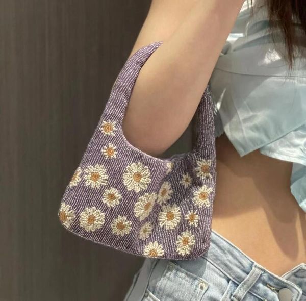 totes fashion daisy corduroy women handbags brands flower underarm bags for 2021 shoulder bag clutch small women's purse
totes fashion daisy corduroy women handbags brands flower underarm bags for 2021 shoulder bag clutch small women's purse