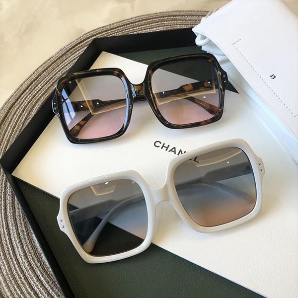 brand design women sunglasses glasses lady square sunglass woman gradient pink blue lens men eyeglasses, White;black
brand design women sunglasses glasses lady square sunglass woman gradient pink blue lens men eyeglasses, White;black