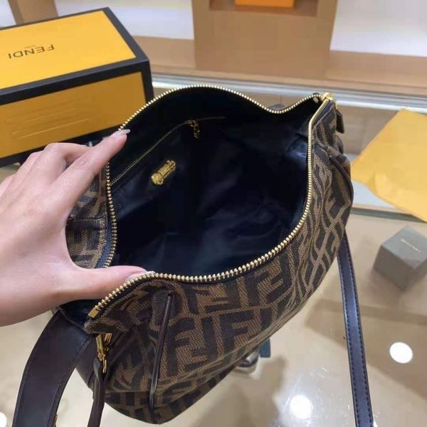 fandi old flower fagan small print limited edition lunch box practical durable bag
fandi old flower fagan small print limited edition lunch box practical durable bag