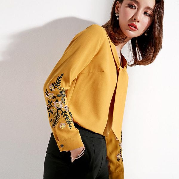 women's blouses & shirts qa268 loose v-neck plus size women clothing formal shirt long sleeve chiffon blouse female elegant embroidery, White
women's blouses & shirts qa268 loose v-neck plus size women clothing formal shirt long sleeve chiffon blouse female elegant embroidery, White