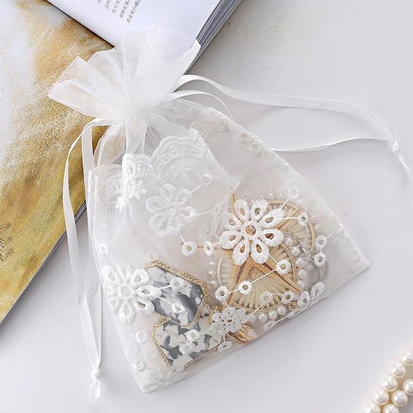 storage bags 10/20/50 pcs white lace jewelry drawstring candy cookies packaging beautiful flower wedding bag
storage bags 10/20/50 pcs white lace jewelry drawstring candy cookies packaging beautiful flower wedding bag