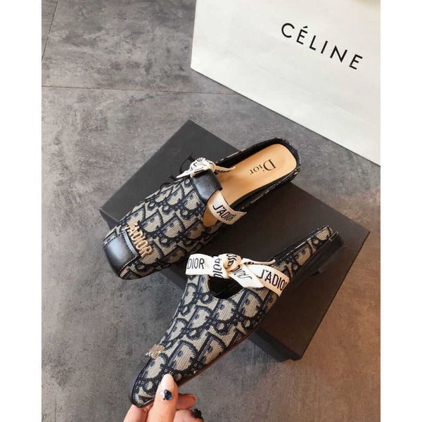slipper half drag single shoes women's spring and autumn 2020 the latest korean version of versatile flat heel flat bottom square bean, Black
slipper half drag single shoes women's spring and autumn 2020 the latest korean version of versatile flat heel flat bottom square bean, Black