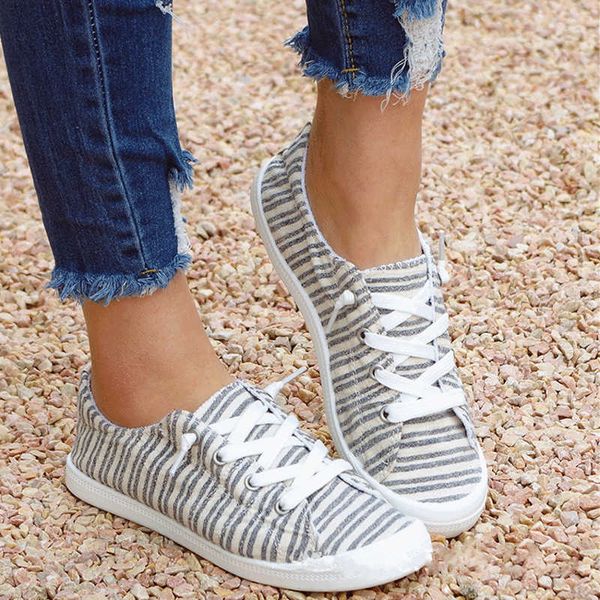 2021 stripe canvas shoes fashion casual lace-up flats ladies vulcanize shoes spring summer sneakers for women zapatillas mujer y0907, Black
2021 stripe canvas shoes fashion casual lace-up flats ladies vulcanize shoes spring summer sneakers for women zapatillas mujer y0907, Black