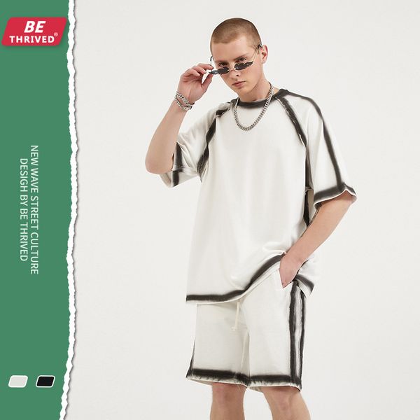 be men's wear spring and summer 2021 spray color bone reverse wear dign short sve dark high street minority loose fashion brand t-shirt, White;black
be men's wear spring and summer 2021 spray color bone reverse wear dign short sve dark high street minority loose fashion brand t-shirt, White;black