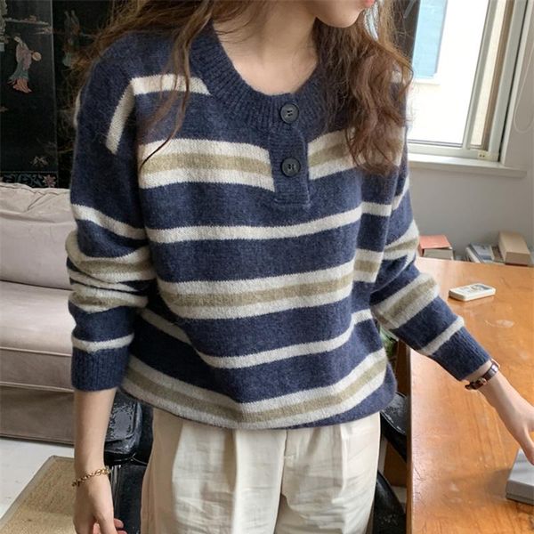 women's sweaters 2021 autumn loose all-match sueter mujer korean chic vintage striped sweater women button o-neck long sleeve knitted p, White;black
women's sweaters 2021 autumn loose all-match sueter mujer korean chic vintage striped sweater women button o-neck long sleeve knitted p, White;black