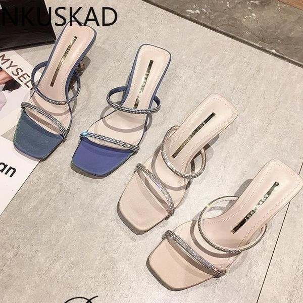 summer 2021 woman's high heel slippers open toe outdoor sandals rhinestones fashion solid color plus size, Black
summer 2021 woman's high heel slippers open toe outdoor sandals rhinestones fashion solid color plus size, Black