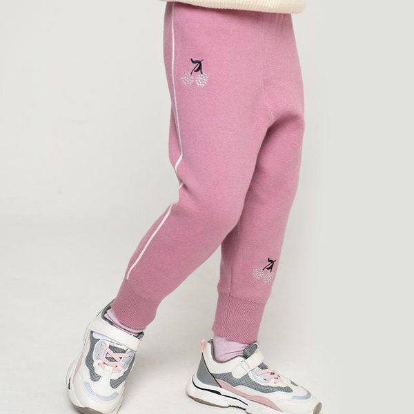 autumn and winter contrast color insertion strip cherry embroidery girls knitted trousers brand children's clothing sof shorts, Black
autumn and winter contrast color insertion strip cherry embroidery girls knitted trousers brand children's clothing sof shorts, Black