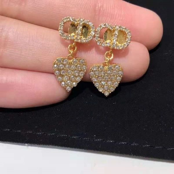 designer jewelry new xintao pearl female letter s925 silver needle anti allergy earrings q83u, Golden
designer jewelry new xintao pearl female letter s925 silver needle anti allergy earrings q83u, Golden