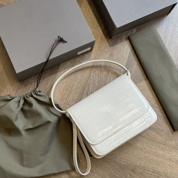 luxury multi pochette designer b family bags c mini 2021 nylon felicie hanghhangbag akend p zhouzhoubao123 g telfar quilted handbags fashion
luxury multi pochette designer b family bags c mini 2021 nylon felicie hanghhangbag akend p zhouzhoubao123 g telfar quilted handbags fashion