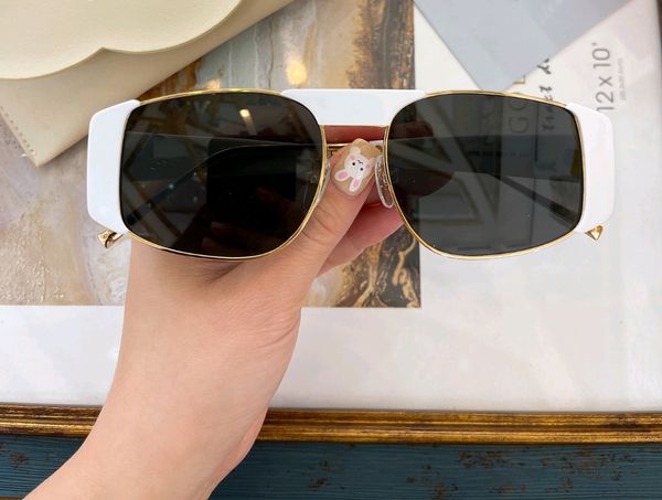white oval sunglasses dark grey shades womens sonnenbrille men sport sunglasses classic glasses with box, White;black
white oval sunglasses dark grey shades womens sonnenbrille men sport sunglasses classic glasses with box, White;black