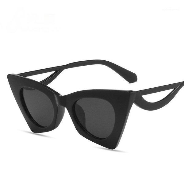 sunglasses oversized flat women fashion square sun glasses for female vintage big frame eyewear men driving shades gafas, White;black
sunglasses oversized flat women fashion square sun glasses for female vintage big frame eyewear men driving shades gafas, White;black