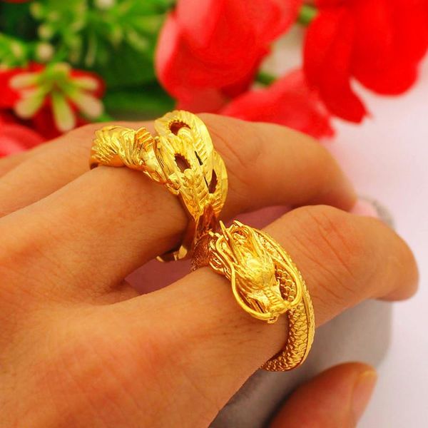 fashion ethnic design 24k gold husband and wife rings lover couple alliance wedding band set for women men cluster, Golden;silver
fashion ethnic design 24k gold husband and wife rings lover couple alliance wedding band set for women men cluster, Golden;silver
