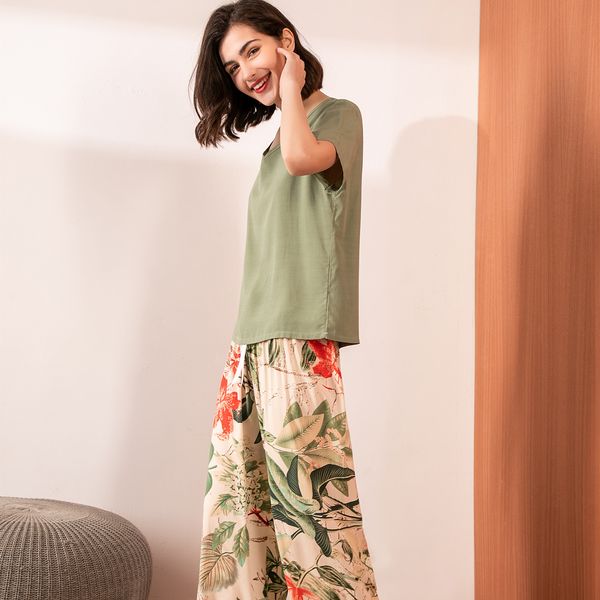 short sleeve printed breathable pijama mujer femme solid loose nightwear suit female casual homewear pajama set for women, Black;red
short sleeve printed breathable pijama mujer femme solid loose nightwear suit female casual homewear pajama set for women, Black;red