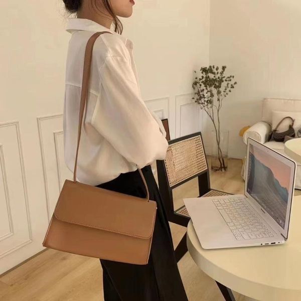 evening bags soft pu leather baguette shoulder for women 2021 simple armpit bag lady handbags female trend solid color travel hand
evening bags soft pu leather baguette shoulder for women 2021 simple armpit bag lady handbags female trend solid color travel hand