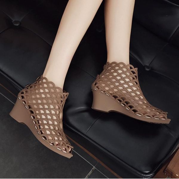 wedges hollow out solid flat jelly sandals women pvc sandales woman slippers cover sandalias cut peep toe candy shoes 2021, Black
wedges hollow out solid flat jelly sandals women pvc sandales woman slippers cover sandalias cut peep toe candy shoes 2021, Black