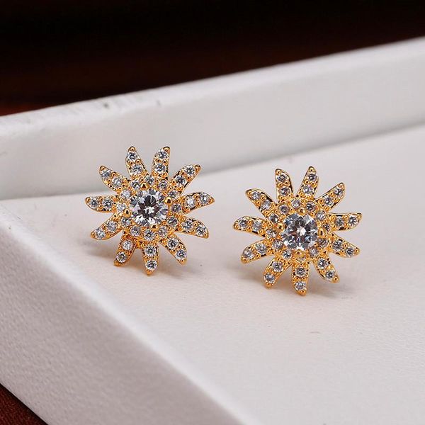 stud dainty female crystal flower earrings rose gold silver color earring cute white zircon stone wedding for women, Golden;silver
stud dainty female crystal flower earrings rose gold silver color earring cute white zircon stone wedding for women, Golden;silver