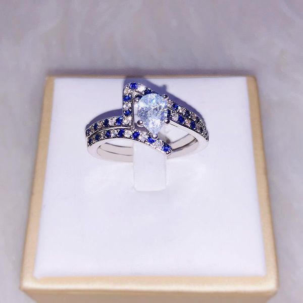 wedding rings elegant blue crystal couple engagement ring stylish romantic ladies birthday gift, Slivery;golden
wedding rings elegant blue crystal couple engagement ring stylish romantic ladies birthday gift, Slivery;golden