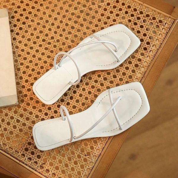 sandals interstar natural leather square toe flip-flop low heels shoes women simple wild back straps summer sandals l0f1 gvl9, Black
sandals interstar natural leather square toe flip-flop low heels shoes women simple wild back straps summer sandals l0f1 gvl9, Black