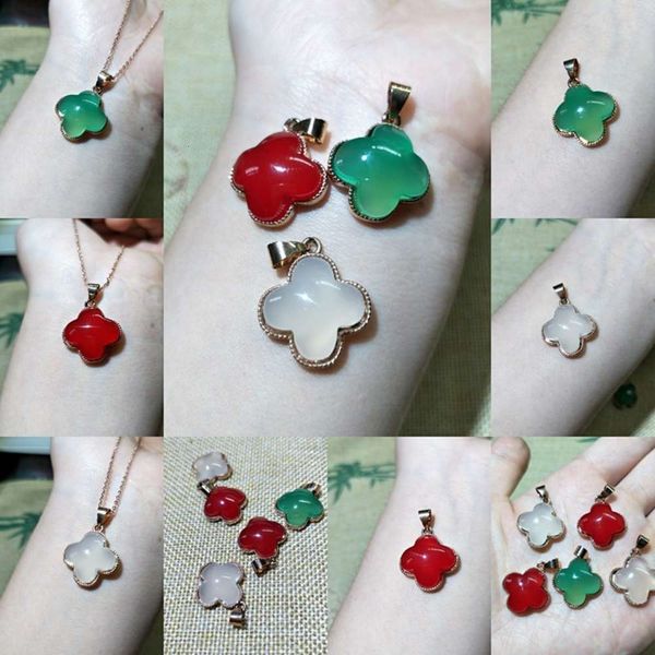 women's simple fashion natural jade agate clover pendant s925 silver necklace women's clover pendant, Black
women's simple fashion natural jade agate clover pendant s925 silver necklace women's clover pendant, Black