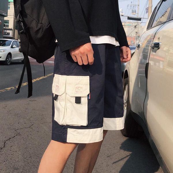 men's shorts summer hong kong style joint tooling loose casual for men large pockets to decorate, White;black 
men's shorts summer hong kong style joint tooling loose casual for men large pockets to decorate, White;black