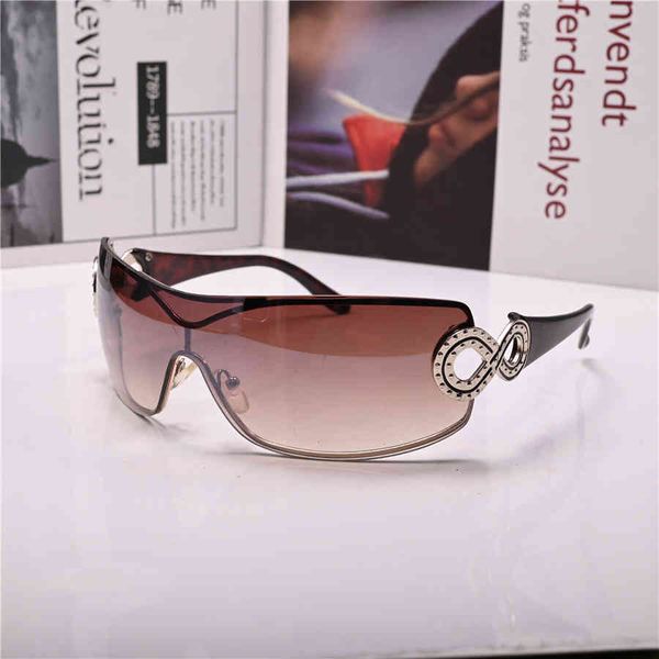 luxury designer glasses luxury brand women sunglasses fashion sun glasses for femaleone-piece lens anti reflection steampunk driving male, White;black
luxury designer glasses luxury brand women sunglasses fashion sun glasses for femaleone-piece lens anti reflection steampunk driving male, White;black