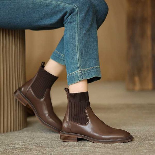 2021 autumn small 313233 large 40-43 rivet low heel short boots returnable women's boots, Black
2021 autumn small 313233 large 40-43 rivet low heel short boots returnable women's boots, Black