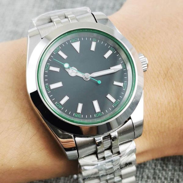 wristwatches 36mm green second hand automatic men watch nh35a movemen brushed bracelet flat sapphire crystal glidelock clasp, Slivery;brown
wristwatches 36mm green second hand automatic men watch nh35a movemen brushed bracelet flat sapphire crystal glidelock clasp, Slivery;brown