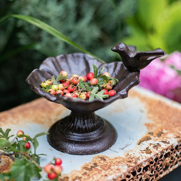 candle holders retro iron candlestick bird petal shape holder decorative ornaments storage home decoration art gift
candle holders retro iron candlestick bird petal shape holder decorative ornaments storage home decoration art gift