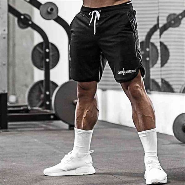 summer brand mesh quick dry fitness shorts men gym knee length bodybuilding active joggers workout sweat short pants 210806, White;black
summer brand mesh quick dry fitness shorts men gym knee length bodybuilding active joggers workout sweat short pants 210806, White;black