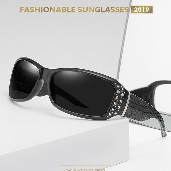 MIZHO 2019 Plastic Polaroid UV400 Sunglasses Women Luxury Brand Sexy Crystal Trendy Women Retro Goggle Polarised Driving Shades Glasses wholesale, White;black
MIZHO 2019 Plastic Polaroid UV400 Sunglasses Women Luxury Brand Sexy Crystal Trendy Women Retro Goggle Polarised Driving Shades Glasses wholesale, White;black