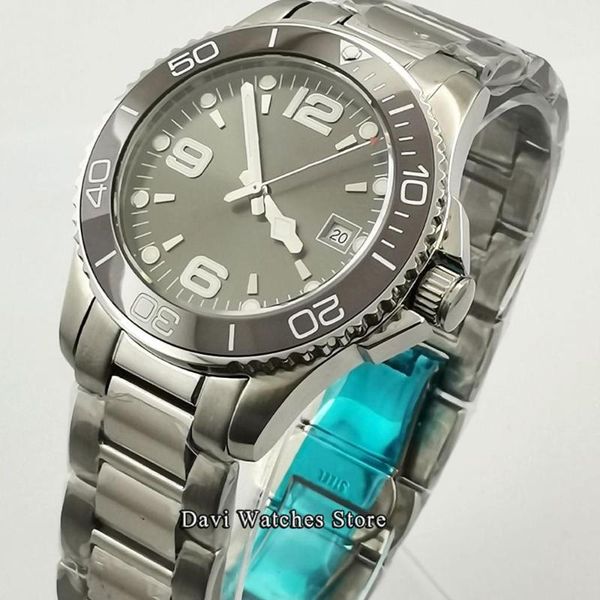 wristwatches 40mm automatic gray dial men watch luxury sapphire crystal ceramic bezel luminous waterproof wristwatch, Slivery;brown
wristwatches 40mm automatic gray dial men watch luxury sapphire crystal ceramic bezel luminous waterproof wristwatch, Slivery;brown