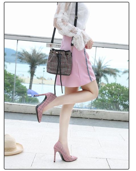 dress shoes linglewei 2021 spring and summer women's super high heels nightclub fashion thin lattice, Black
dress shoes linglewei 2021 spring and summer women's super high heels nightclub fashion thin lattice, Black