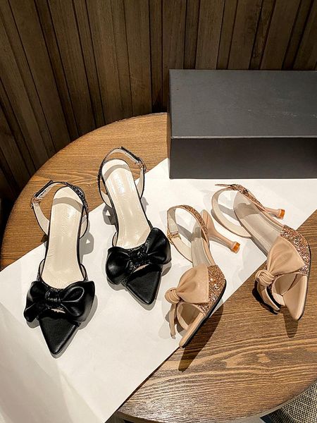 dress shoes ladies high-heeled sandals summer elegant temperament bow sequins all-match fashionable word belt sandals., Black
dress shoes ladies high-heeled sandals summer elegant temperament bow sequins all-match fashionable word belt sandals., Black