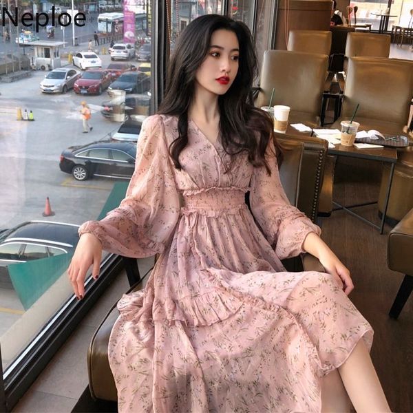 neploe elegant v neck dress women floral chiffon ruffles vestidos mujer korean slim waist irregular long sleeve chiffon dresses 210422, Black;gray
neploe elegant v neck dress women floral chiffon ruffles vestidos mujer korean slim waist irregular long sleeve chiffon dresses 210422, Black;gray